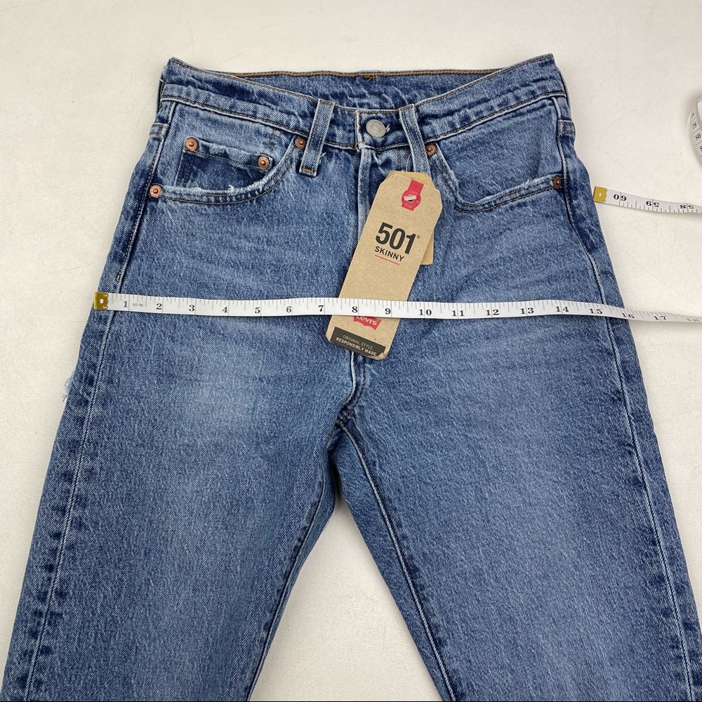 NWT Levi’s 501 High Rise Ass Rip / Butt Rip Jeans - Picture 7 of 8